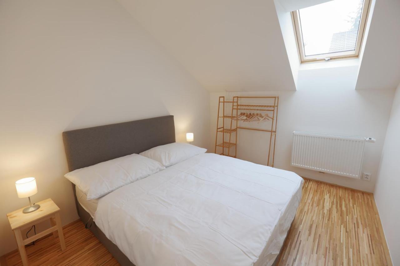 Apartmany U Kvetne Zahrady Кромержиж Екстер'єр фото